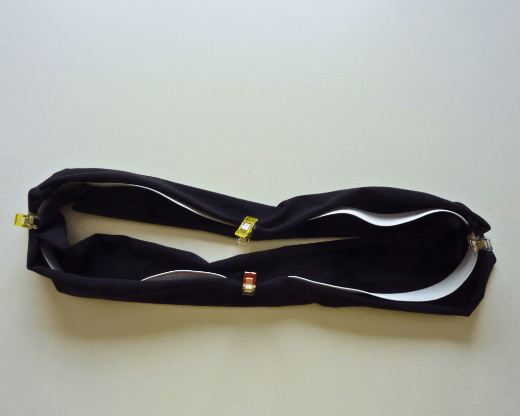 Come realizzare il cinturino con elastico per i tuoi leggings