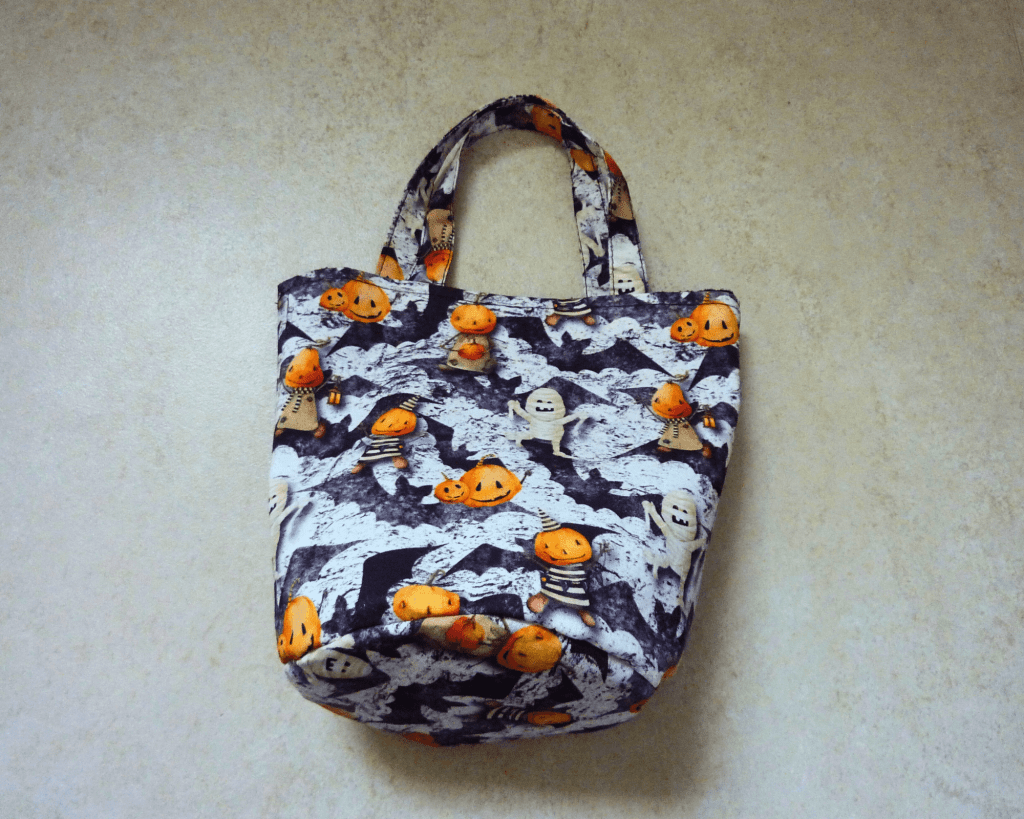 Risultato al termine dei passaggi sopra descritti della borsa a secchiello